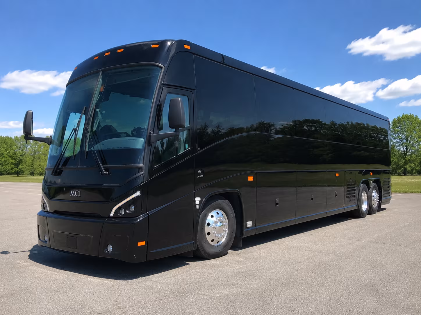 airport shuttle buses to logan that beat the tunnel traffic