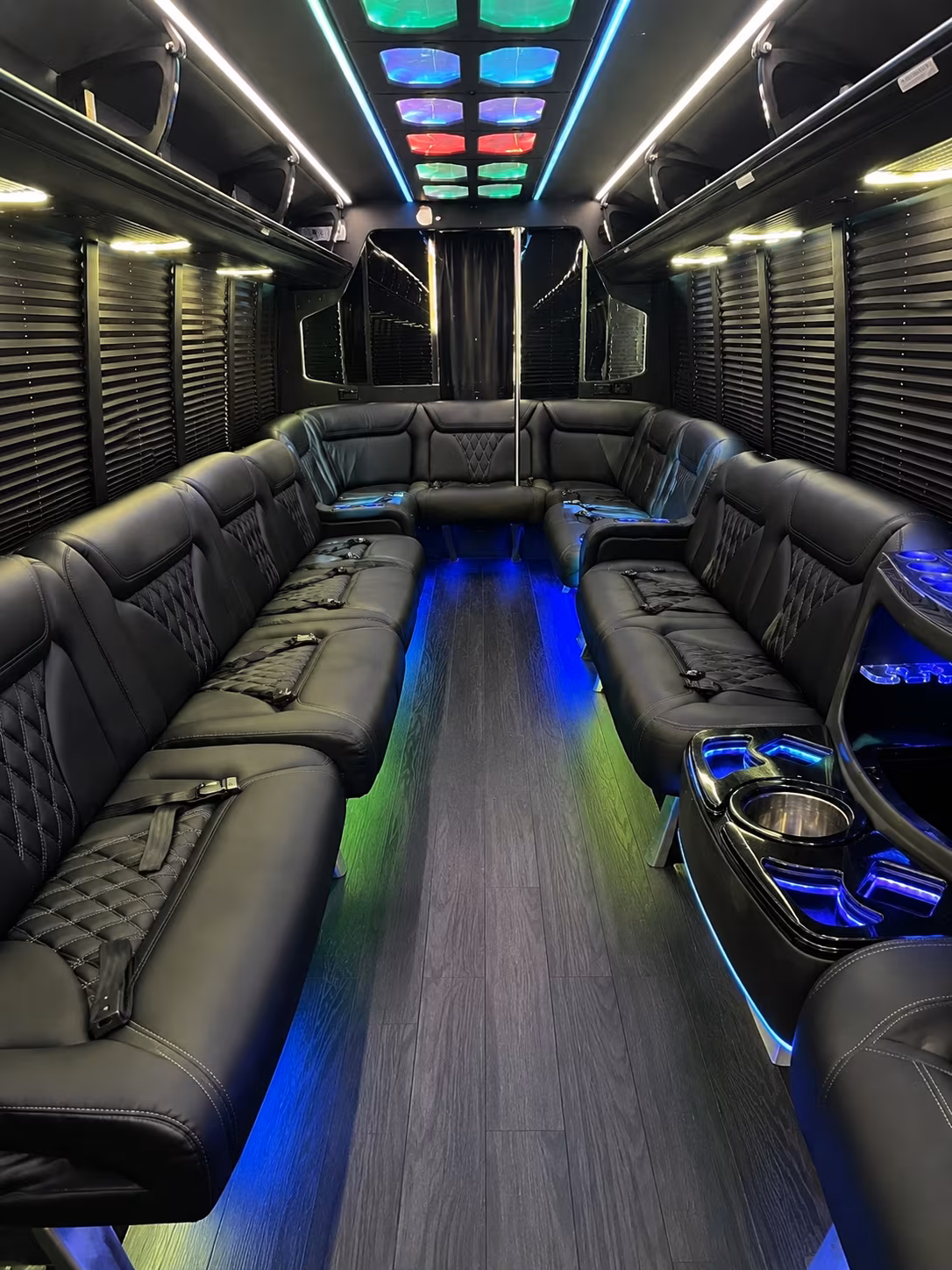 lynn 20 passenger party bus interior