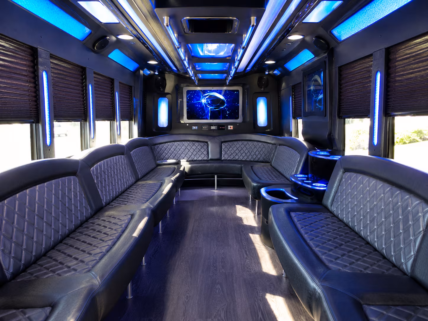 lynn 28 passenger party bus inside