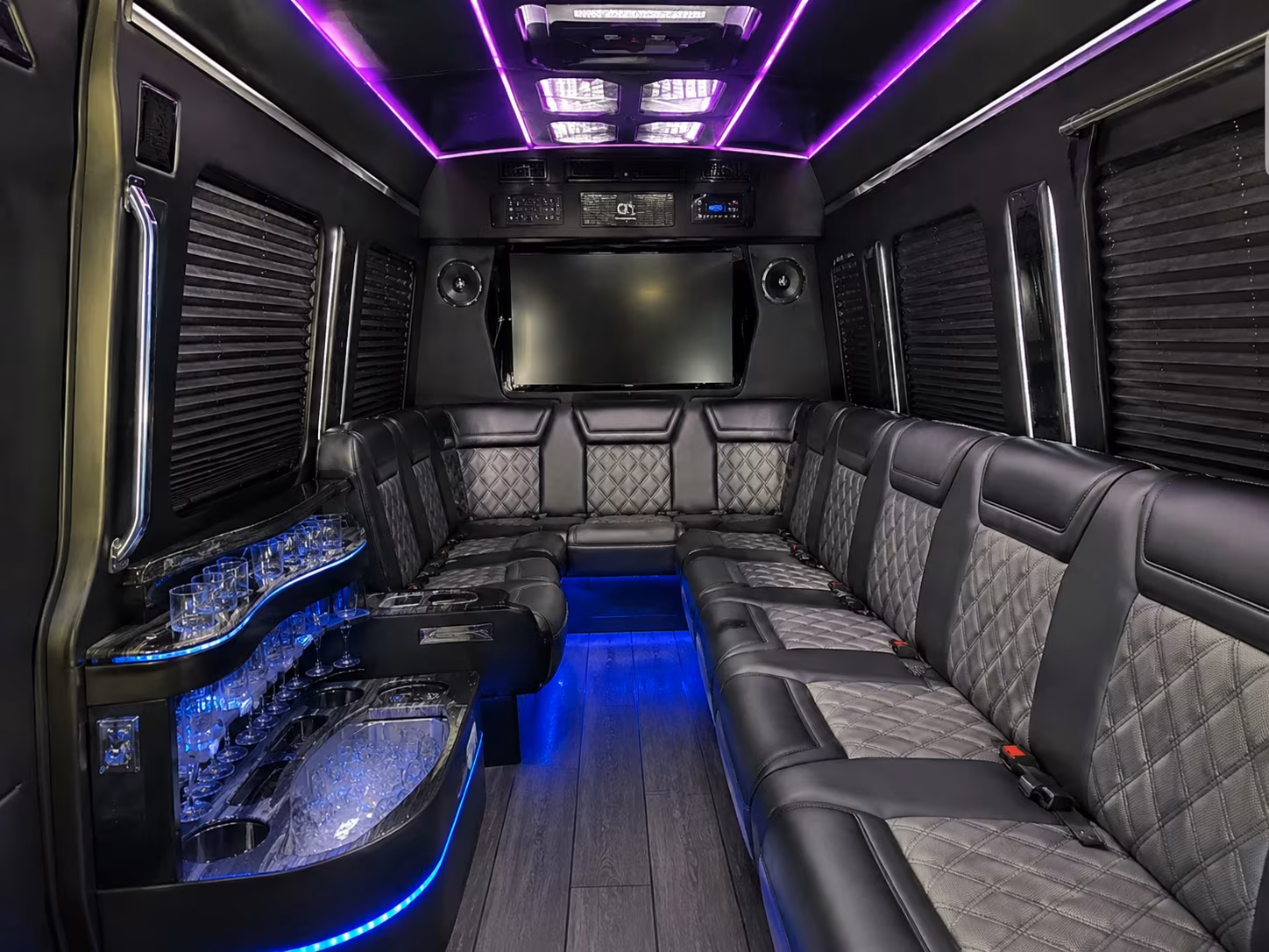 prom night bus rentals that handle the lynnway and route 1 so you don t have to